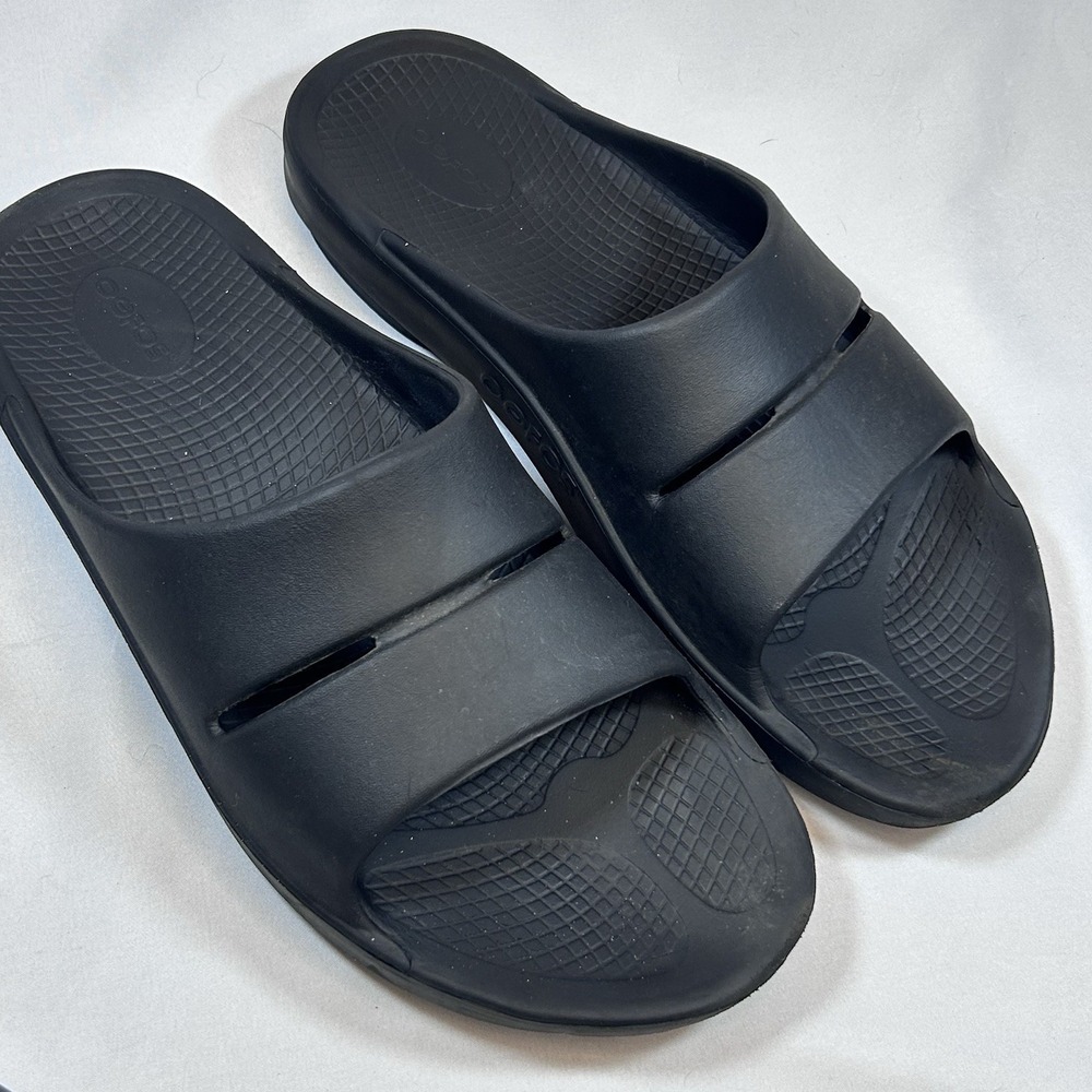 Oofos Original Recovery Sandals Flip Flops Black Men Sz 13 Women Sz 15 Slip On